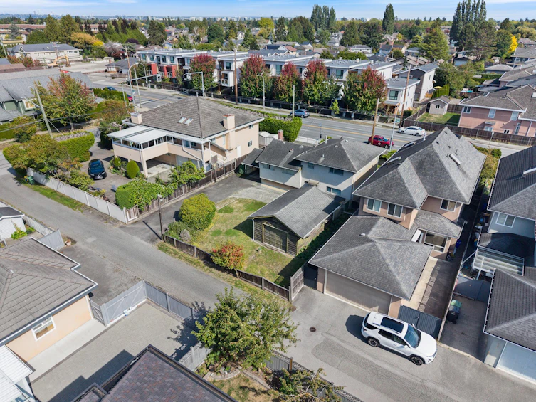 8271 No. 1 Road, Richmond, BC, V7C 1V1 - 12