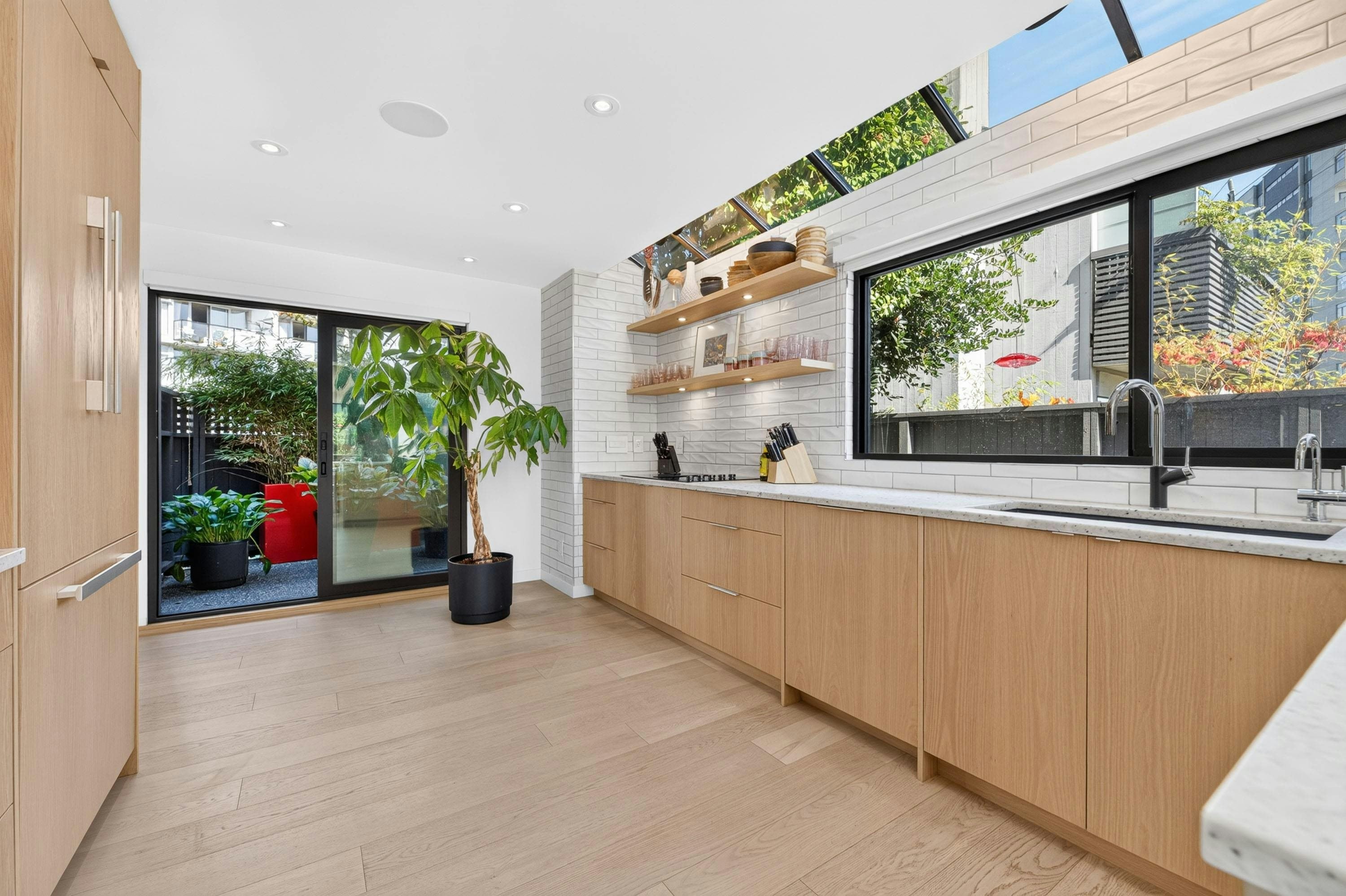 1880 Bellevue Avenue, West Vancouver, BC, V7V 1B4 - 11