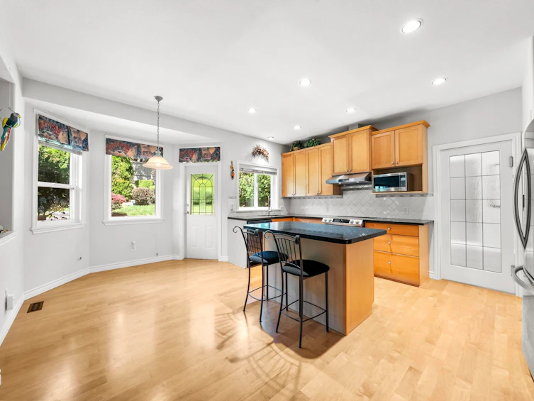 16 Wilkes Creek Drive, Port Moody, BC, V3H 4Z6 - 7