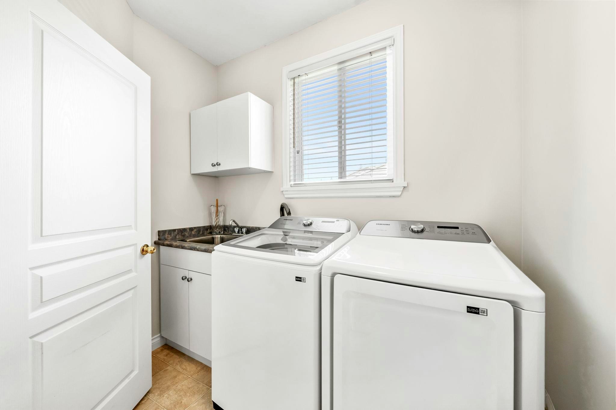 16 Wilkes Creek Drive, Port Moody, BC, V3H 4Z6 - 15
