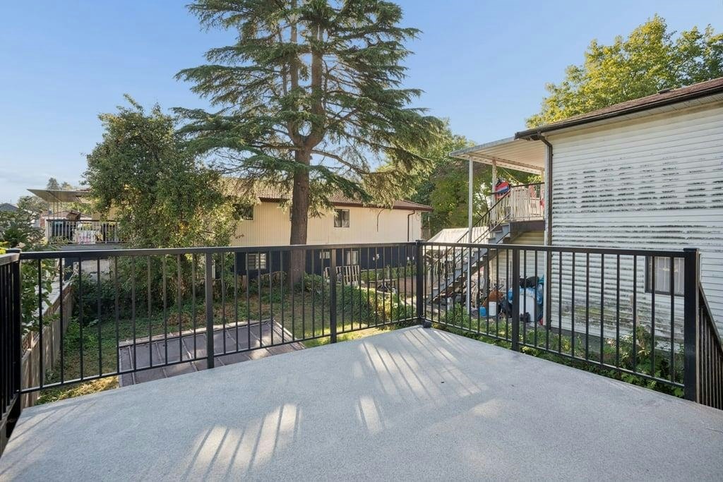 4520 Welwyn Street, Vancouver, BC, V5N 3Z5 - 14