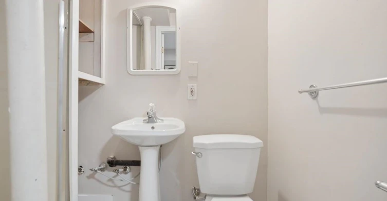 4520 Welwyn Street, Vancouver, BC, V5N 3Z5 - 22