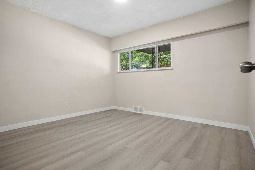 4520 Welwyn Street, Vancouver, BC, V5N 3Z5 - 17