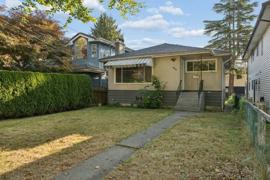 4520 Welwyn Street, Vancouver, BC, V5N 3Z5