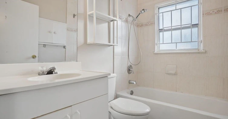 4520 Welwyn Street, Vancouver, BC, V5N 3Z5 - 16