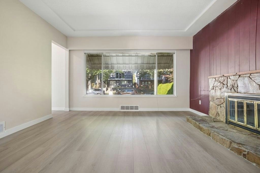4520 Welwyn Street, Vancouver, BC, V5N 3Z5 - 6