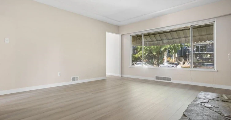 4520 Welwyn Street, Vancouver, BC, V5N 3Z5 - 5