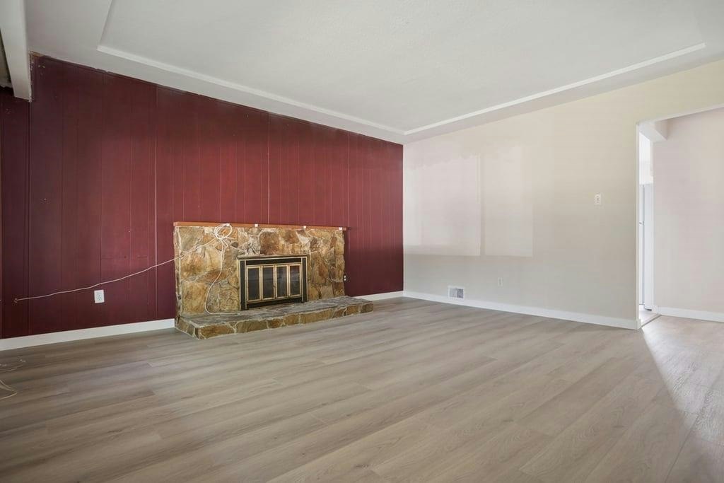 4520 Welwyn Street, Vancouver, BC, V5N 3Z5 - 9