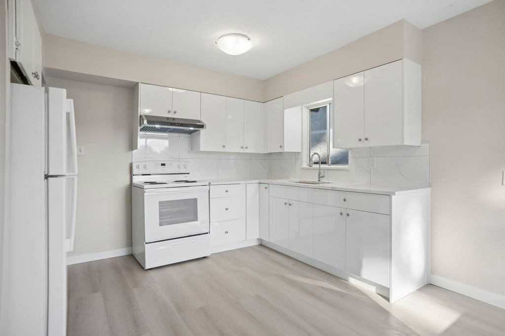 4520 Welwyn Street, Vancouver, BC, V5N 3Z5 - 12