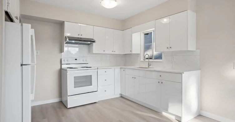 4520 Welwyn Street, Vancouver, BC, V5N 3Z5 - 12