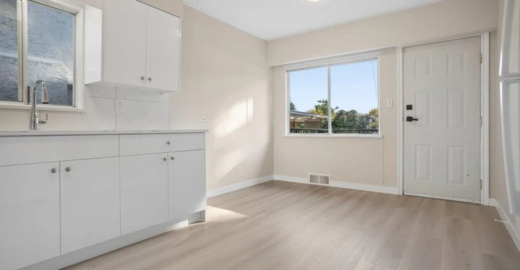 4520 Welwyn Street, Vancouver, BC, V5N 3Z5 - 13