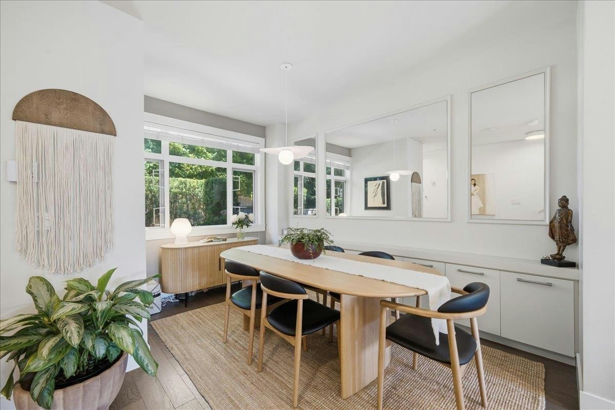 5743 St George Street, Vancouver, BC, V5W 2Y4