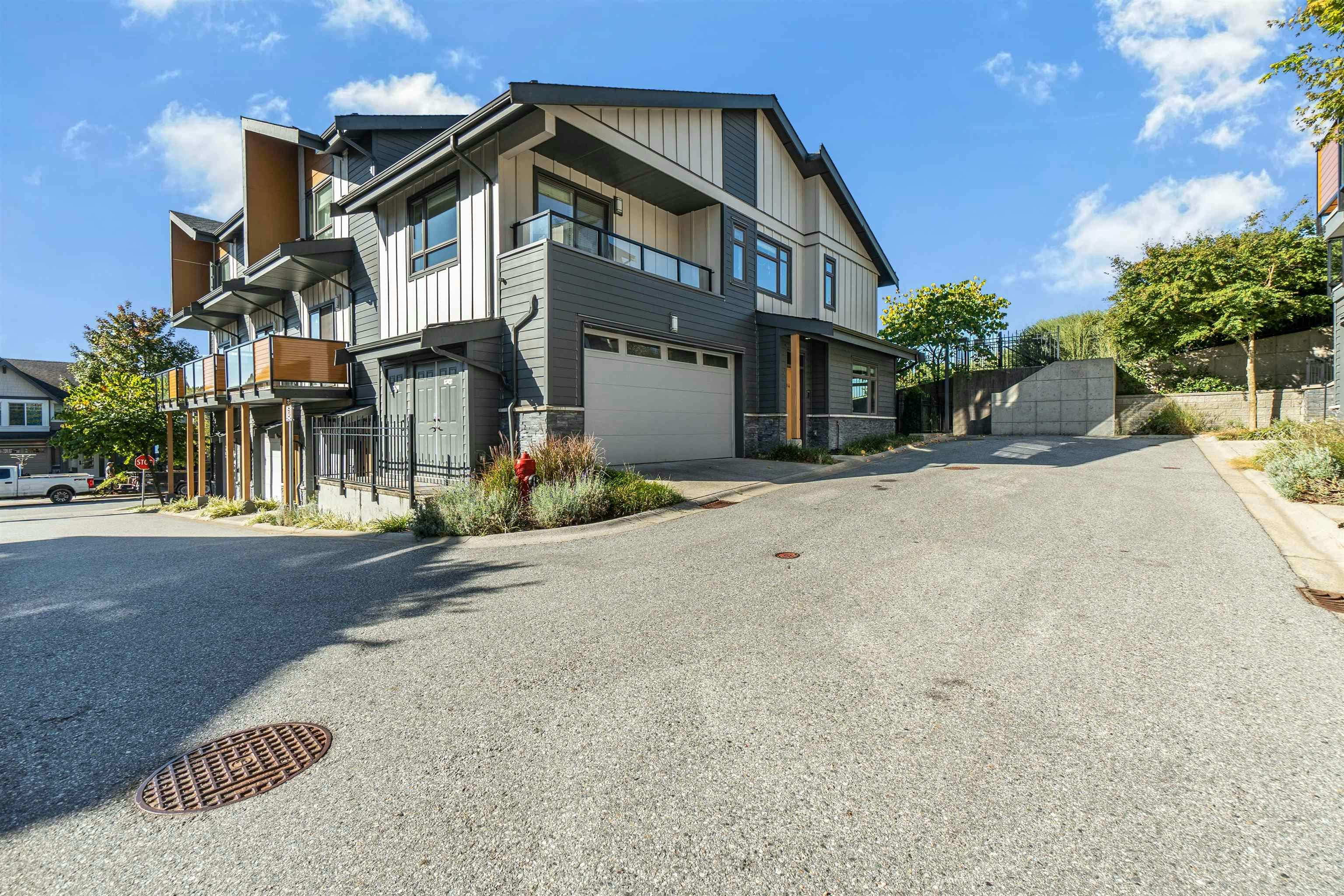 104-3525 Chandler Street, Coquitlam, BC, V3E 0L9 - 32