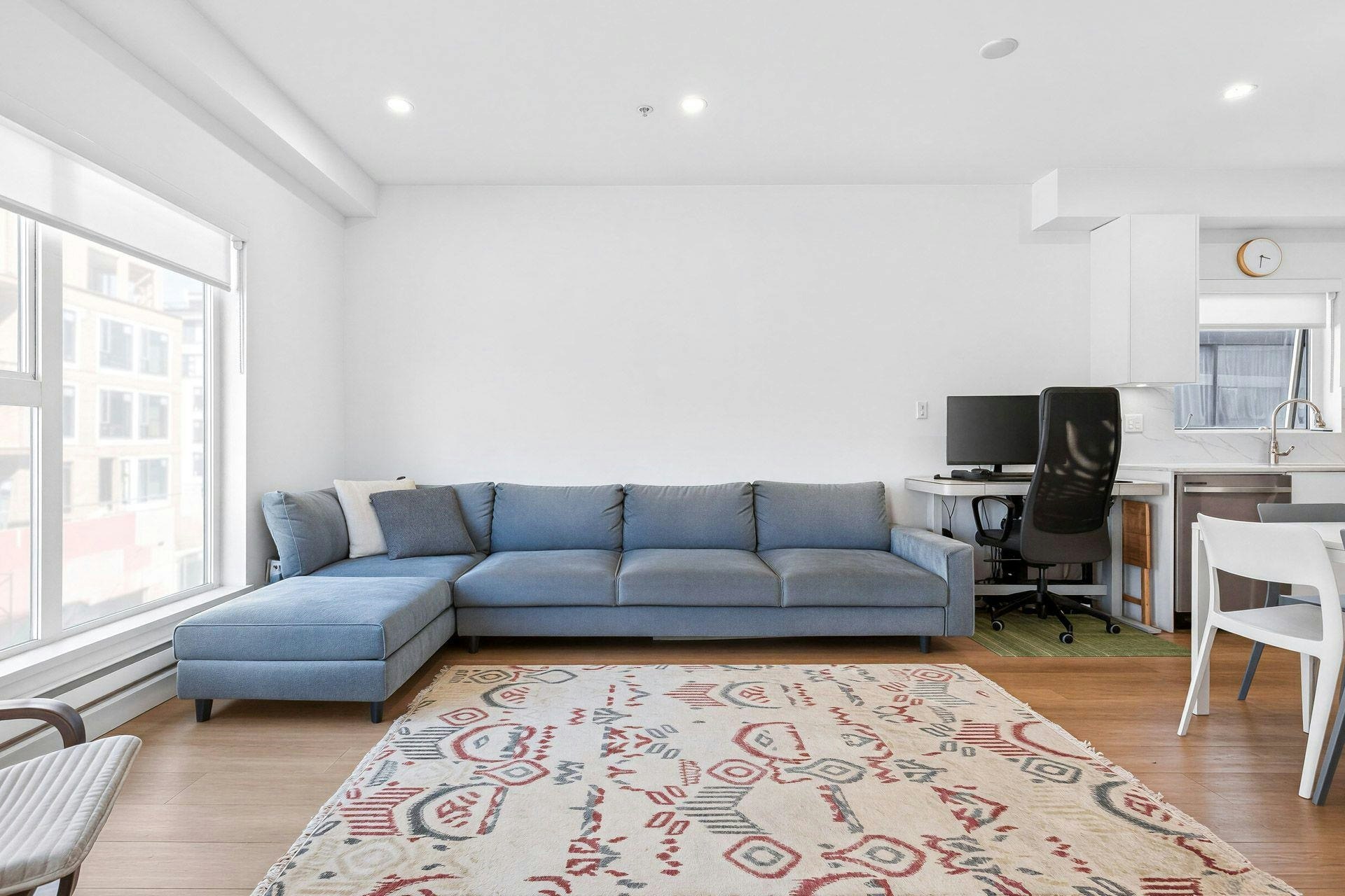 301-2331 Kelly Avenue - 5