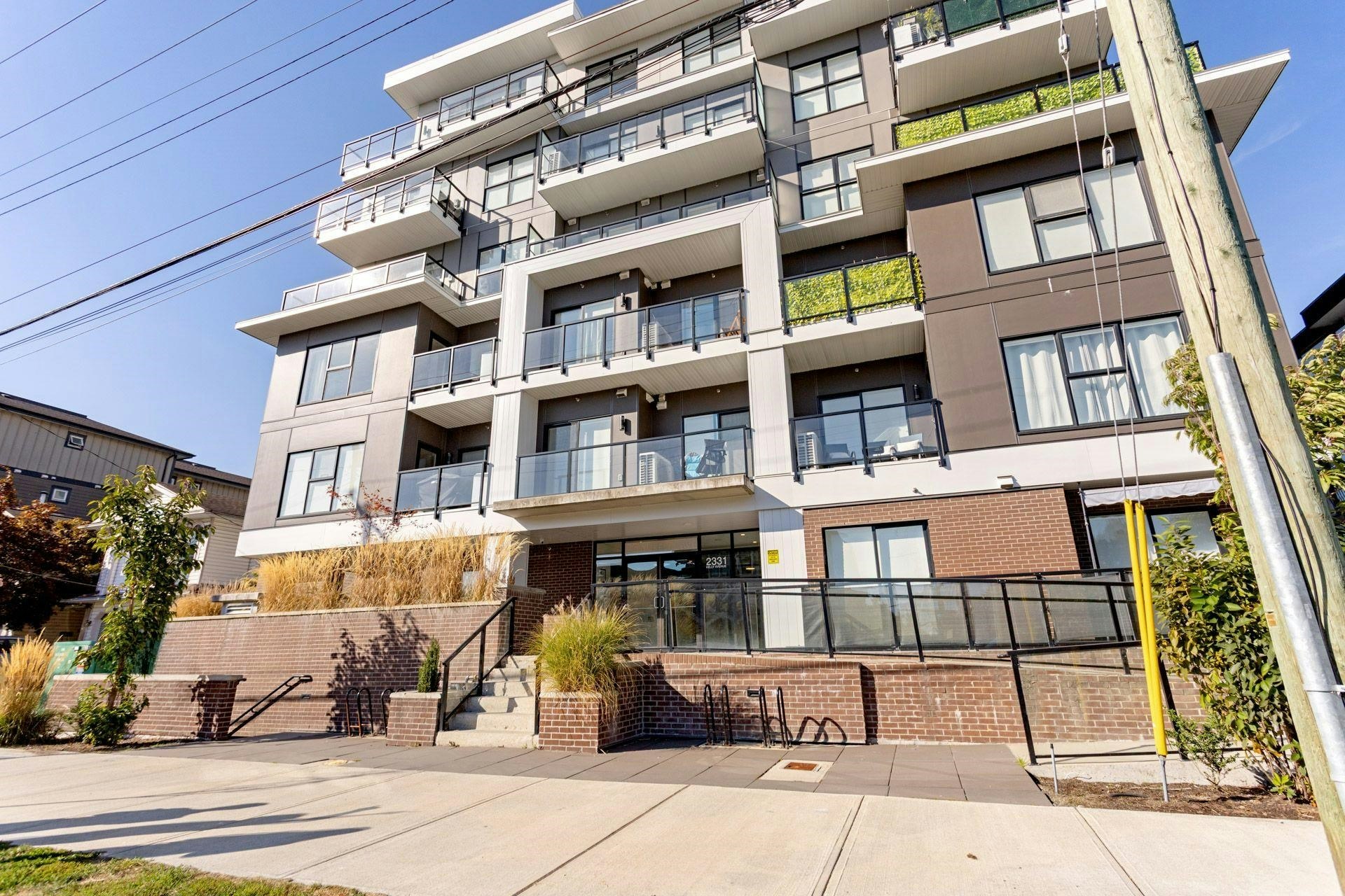 301-2331 Kelly Avenue - 2