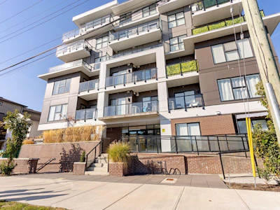 301-2331 Kelly Avenue - 2