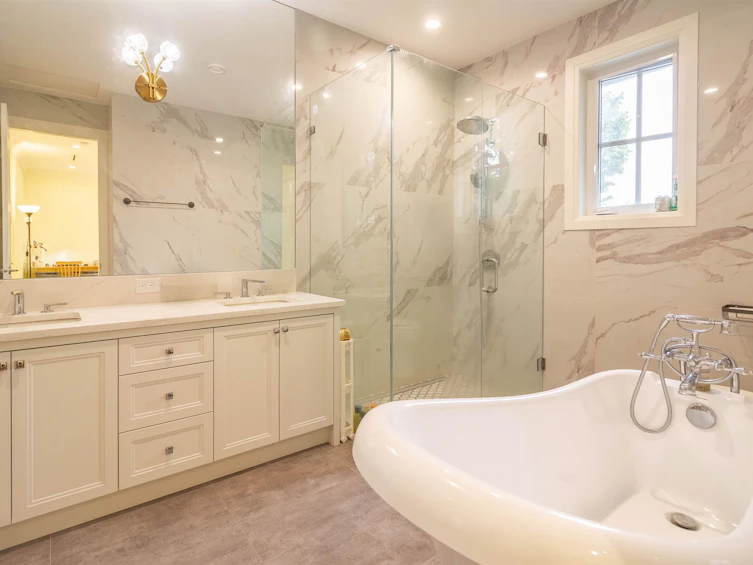 3907 Hertford Street, Burnaby, BC, V5G 2R5 - 23