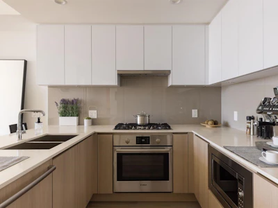 1507-618 Carnarvon Street - 2