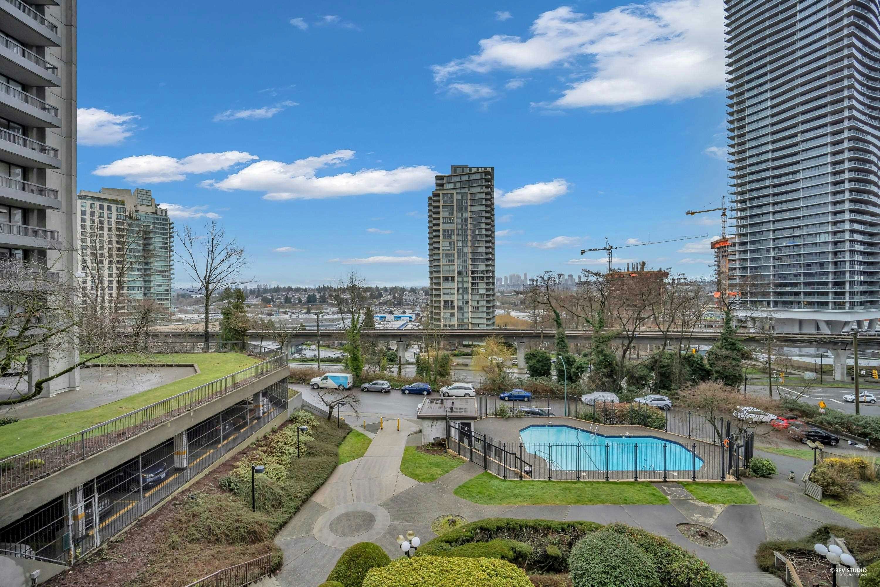 304-4941 Lougheed Highway, Burnaby, BC, V5B 4S6 - 10