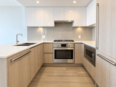 1405-618 Carnarvon Street - 2