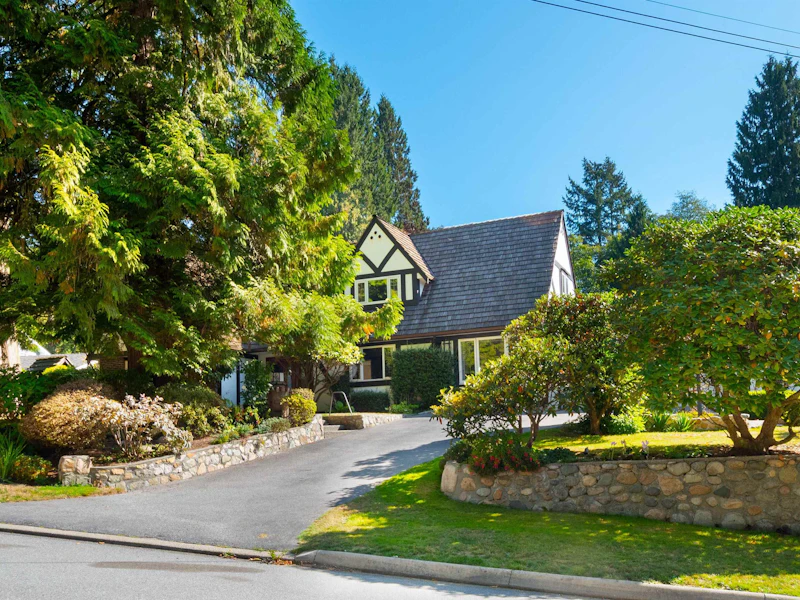 510 Evergreen Place, North Vancouver BC V7N 2Z2
