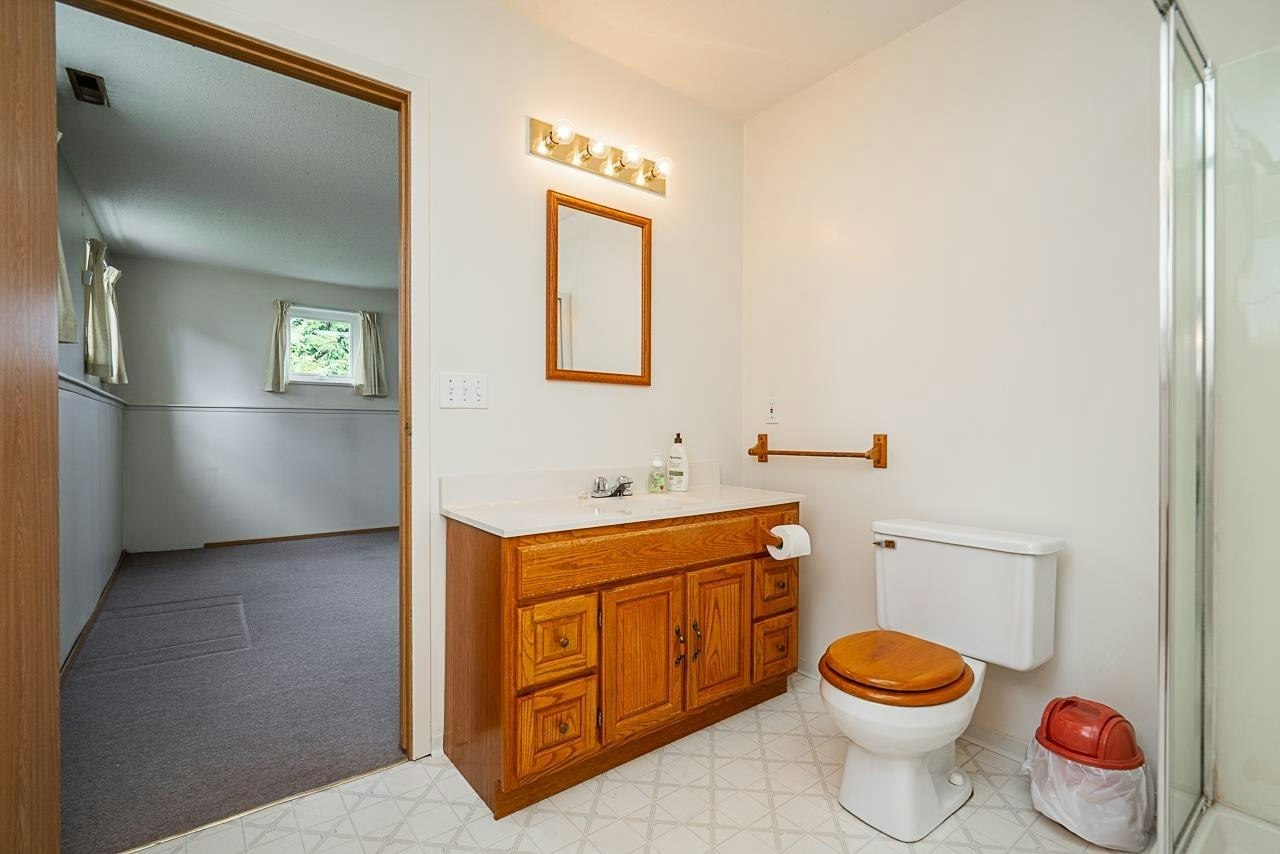 904 First Street, New Westminster, BC, V3L 2J2 - 9