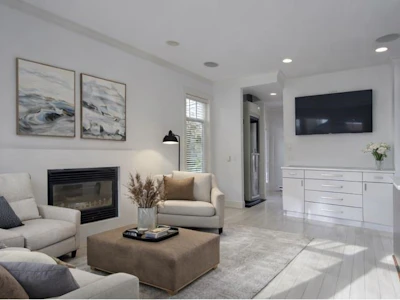 9-4780 55b Street - 4