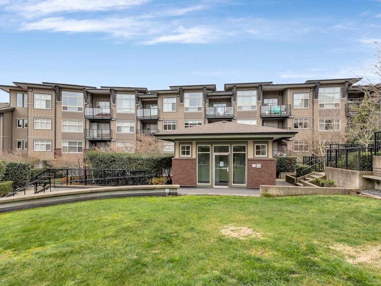 107-19201 66a Avenue, Surrey, BC, V4N 6N7 - 22