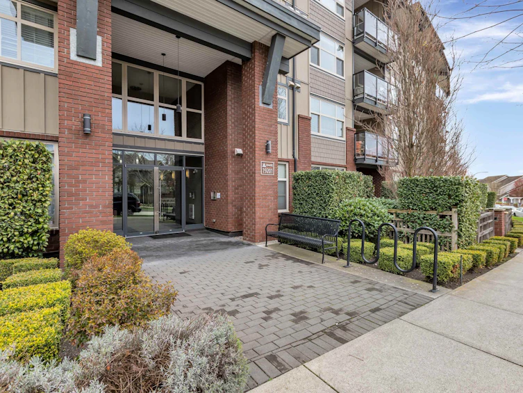 107-19201 66a Avenue, Surrey, BC, V4N 6N7 - 2