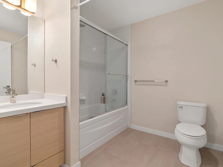 107-19201 66a Avenue, Surrey, BC, V4N 6N7 - 15