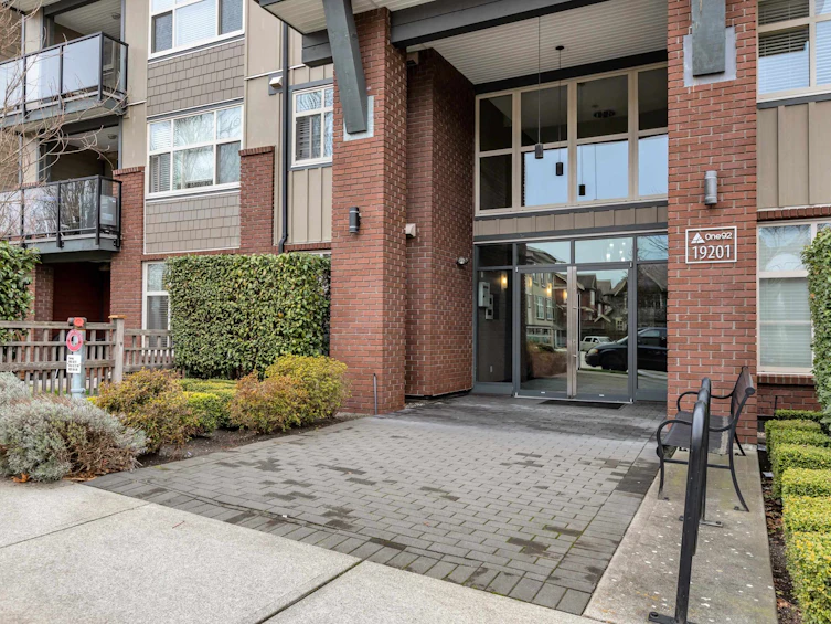 107-19201 66a Avenue, Surrey, BC, V4N 6N7