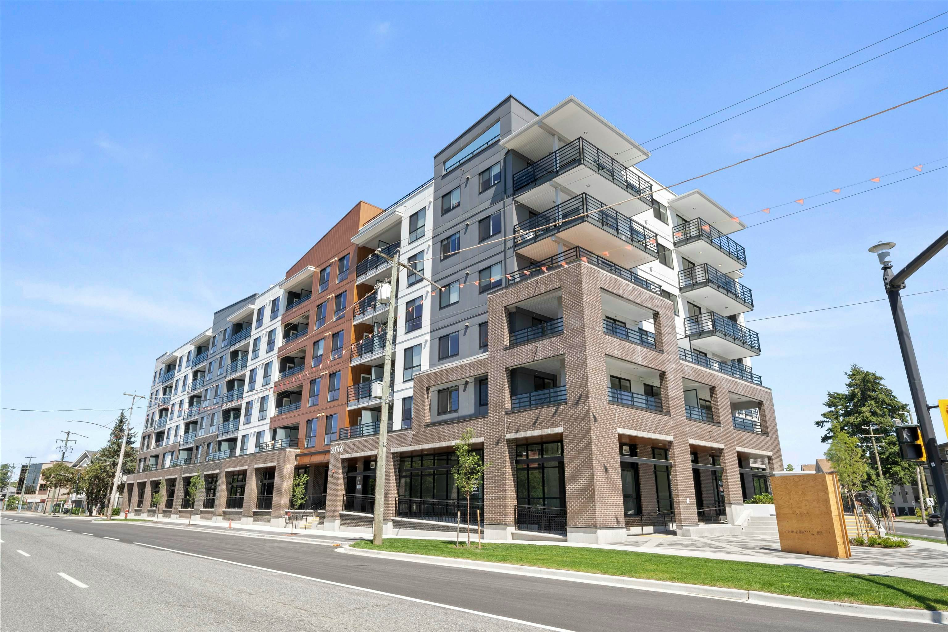 439-20769 Fraser Highway, Langley, BC, V3A 4G4