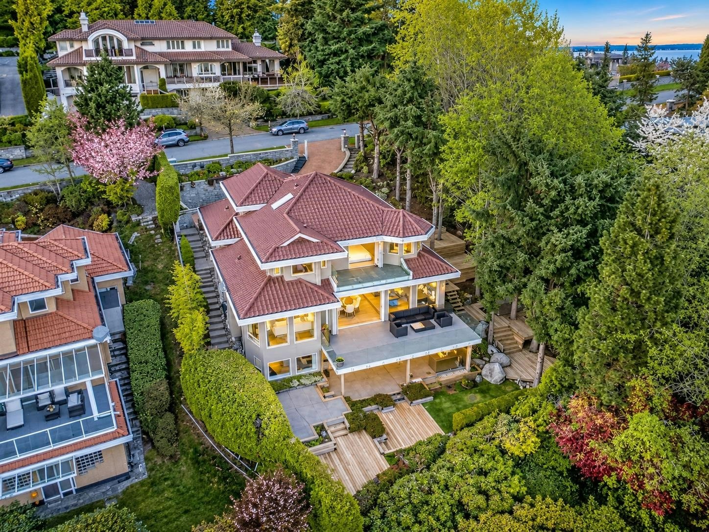 1560 Chippendale Court, West Vancouver, BC, V7S 3G6 - 34