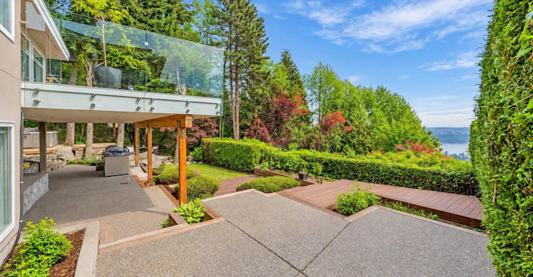 1560 Chippendale Court, West Vancouver, BC, V7S 3G6 - 32
