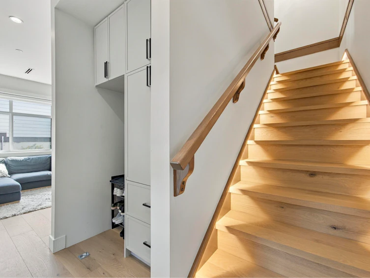 2178 Renfrew Street, Vancouver, BC, V5M 3J5 - 16