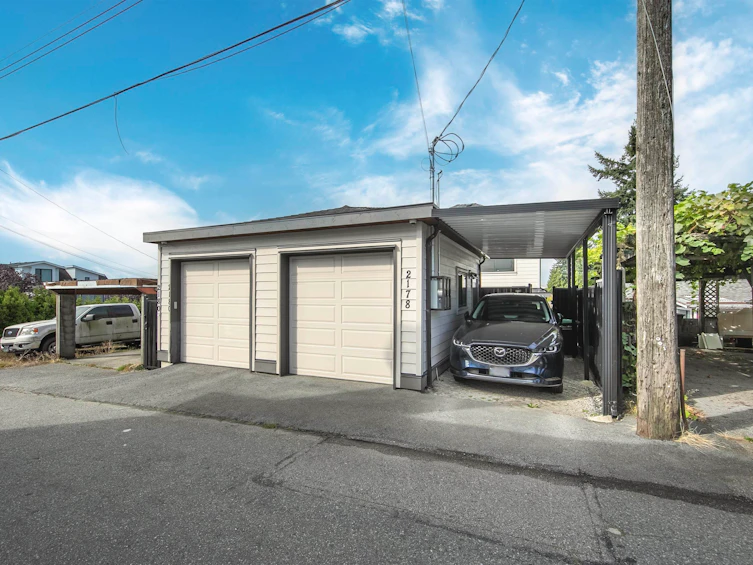2178 Renfrew Street, Vancouver, BC, V5M 3J5 - 23