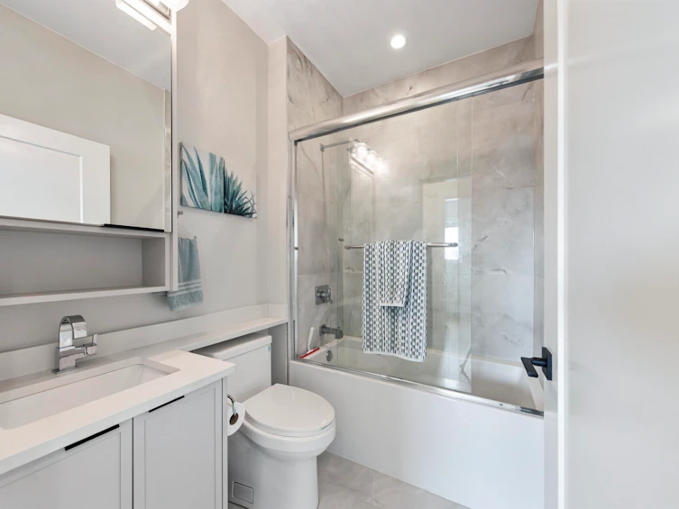 2178 Renfrew Street, Vancouver, BC, V5M 3J5 - 22