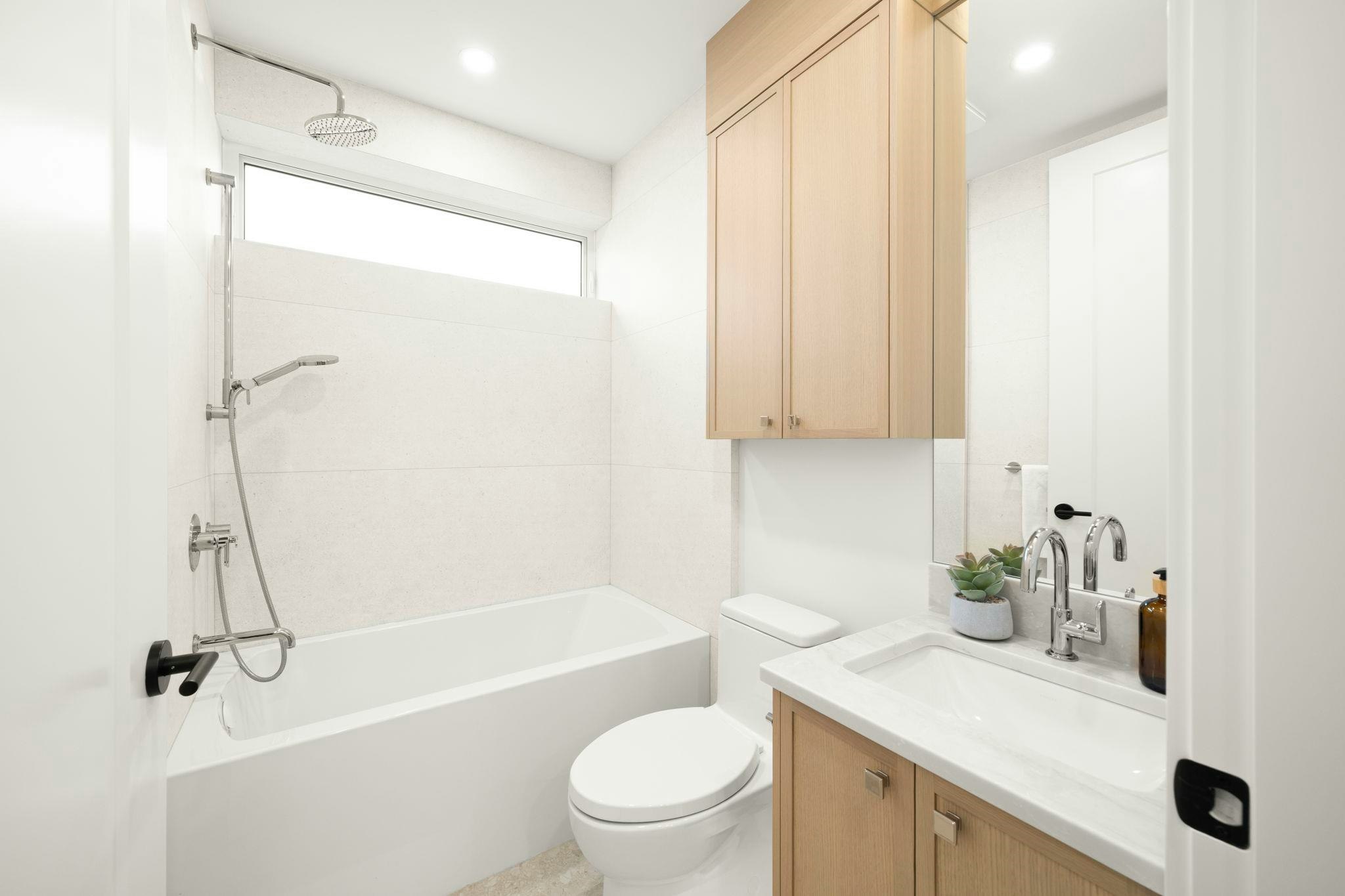 1095 E 14th Avenue, Vancouver, BC, V5T 2P1 - 20