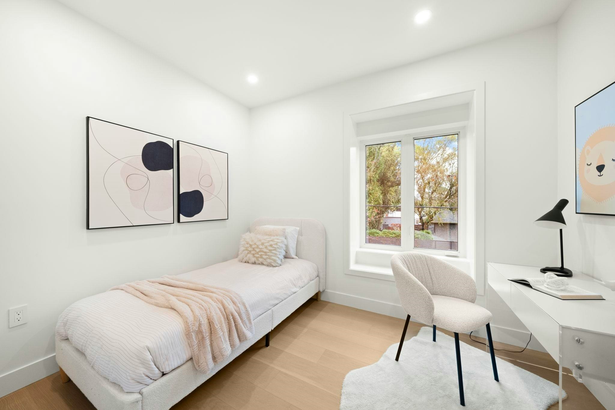 1095 E 14th Avenue, Vancouver, BC, V5T 2P1 - 27