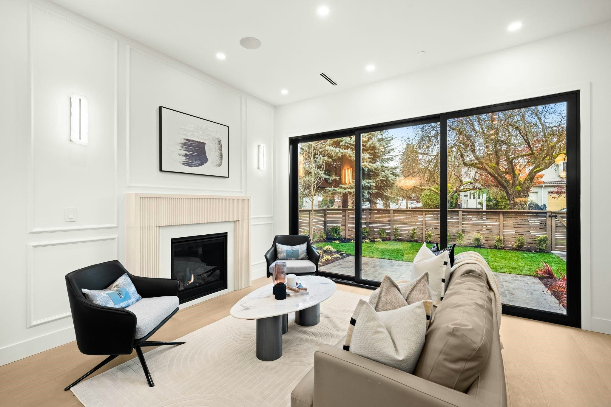 1095 E 14th Avenue, Vancouver, BC, V5T 2P1 - 16