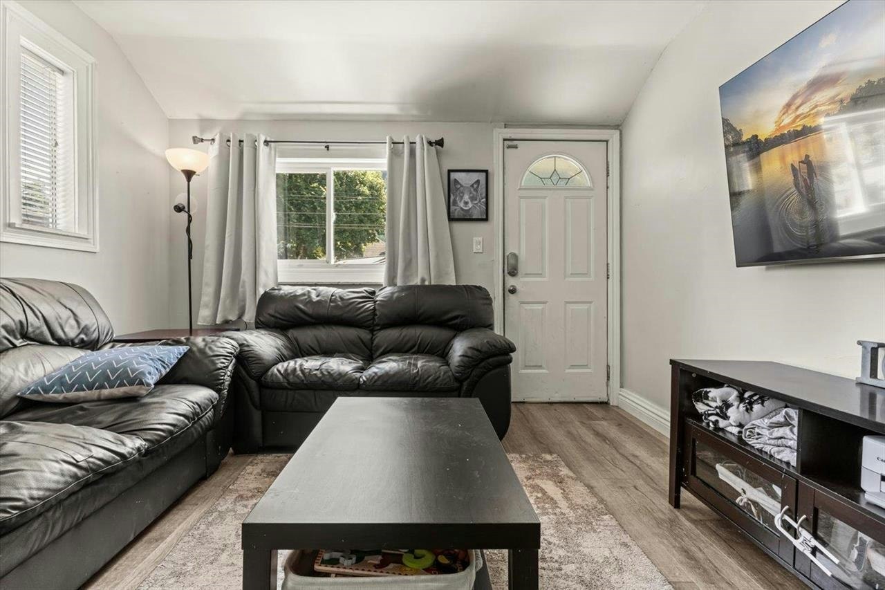 325 Hudson Bay Street, Hope, BC, V0X 1L0 - 8