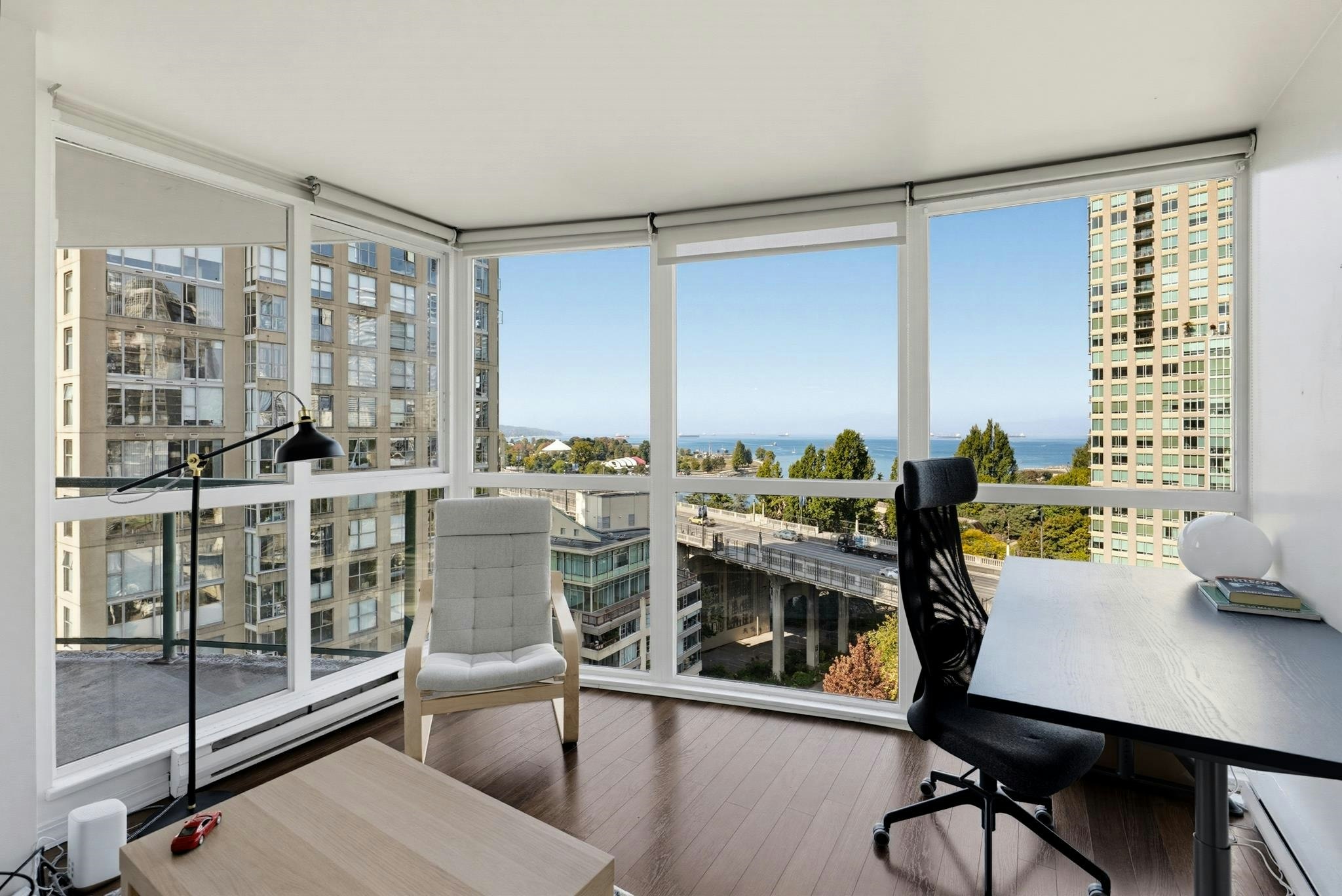 1401-907 Beach Avenue - 3