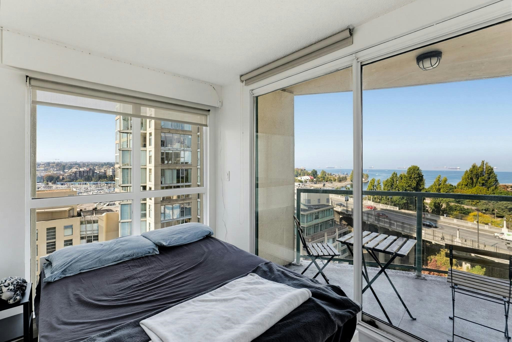 1401-907 Beach Avenue, Vancouver, BC, V6Z 2R3 - 25