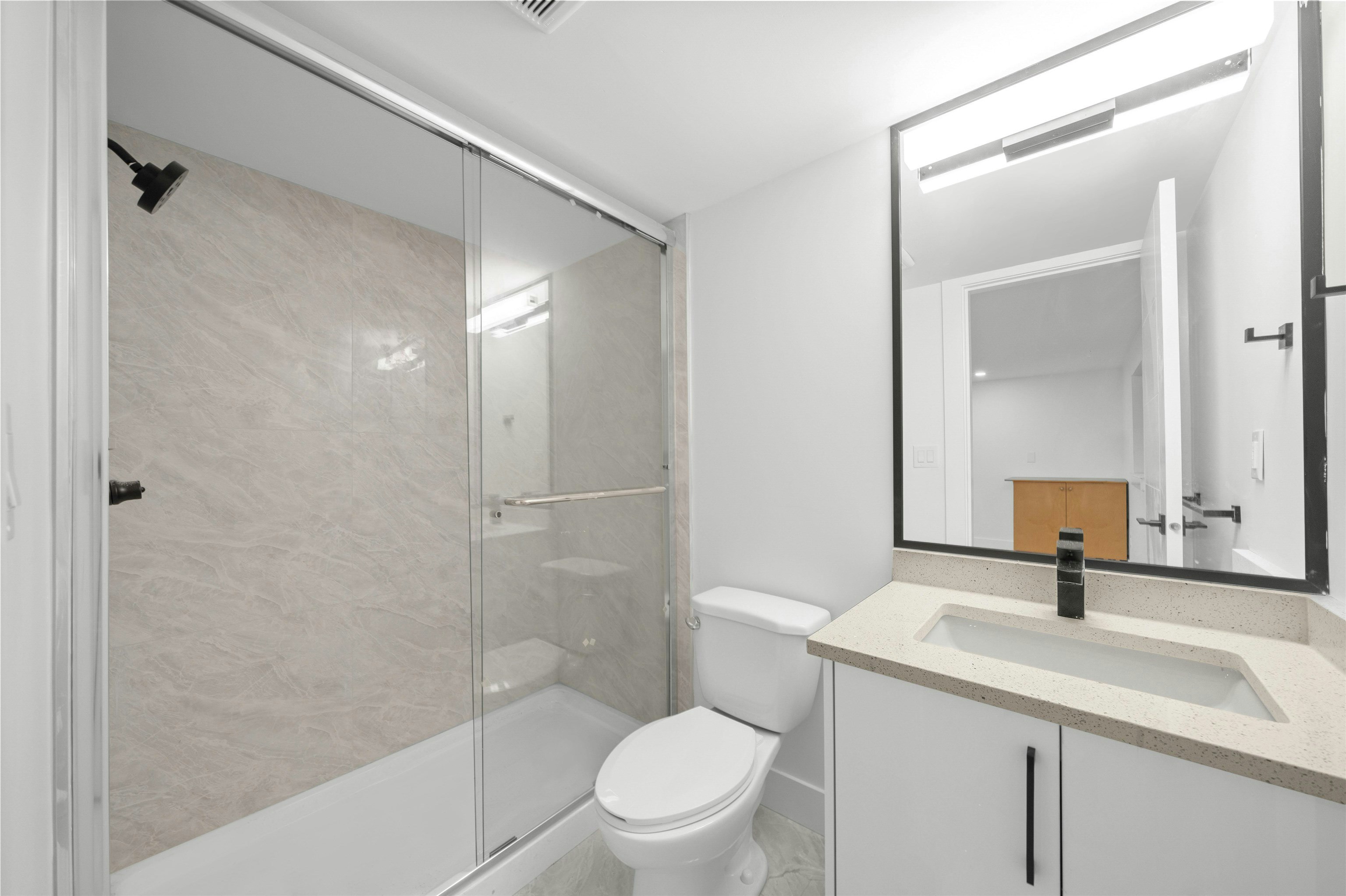 7523 205 Street, Langley, BC, V2Y 1V5 - 7