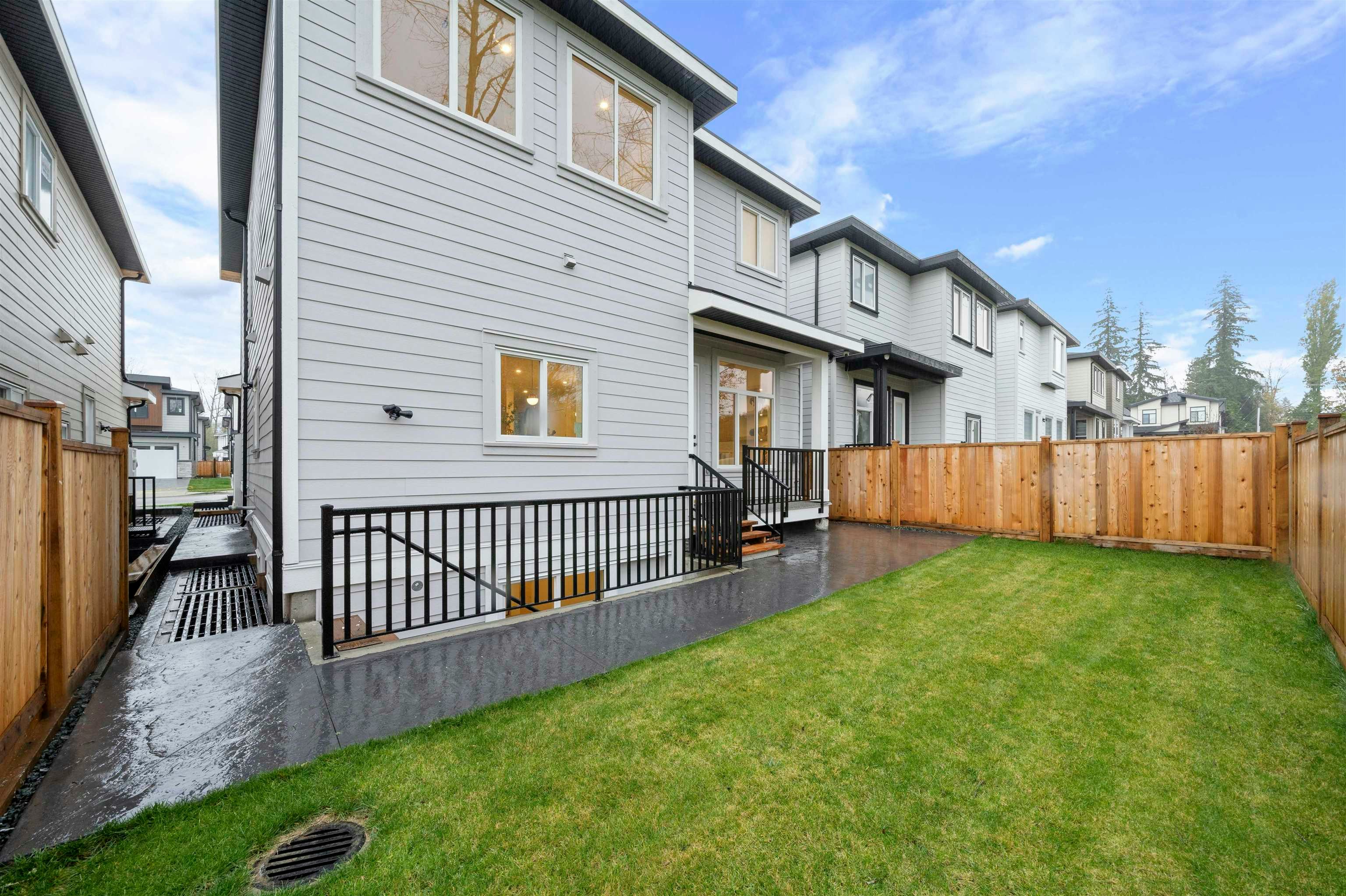 7523 205 Street - 4