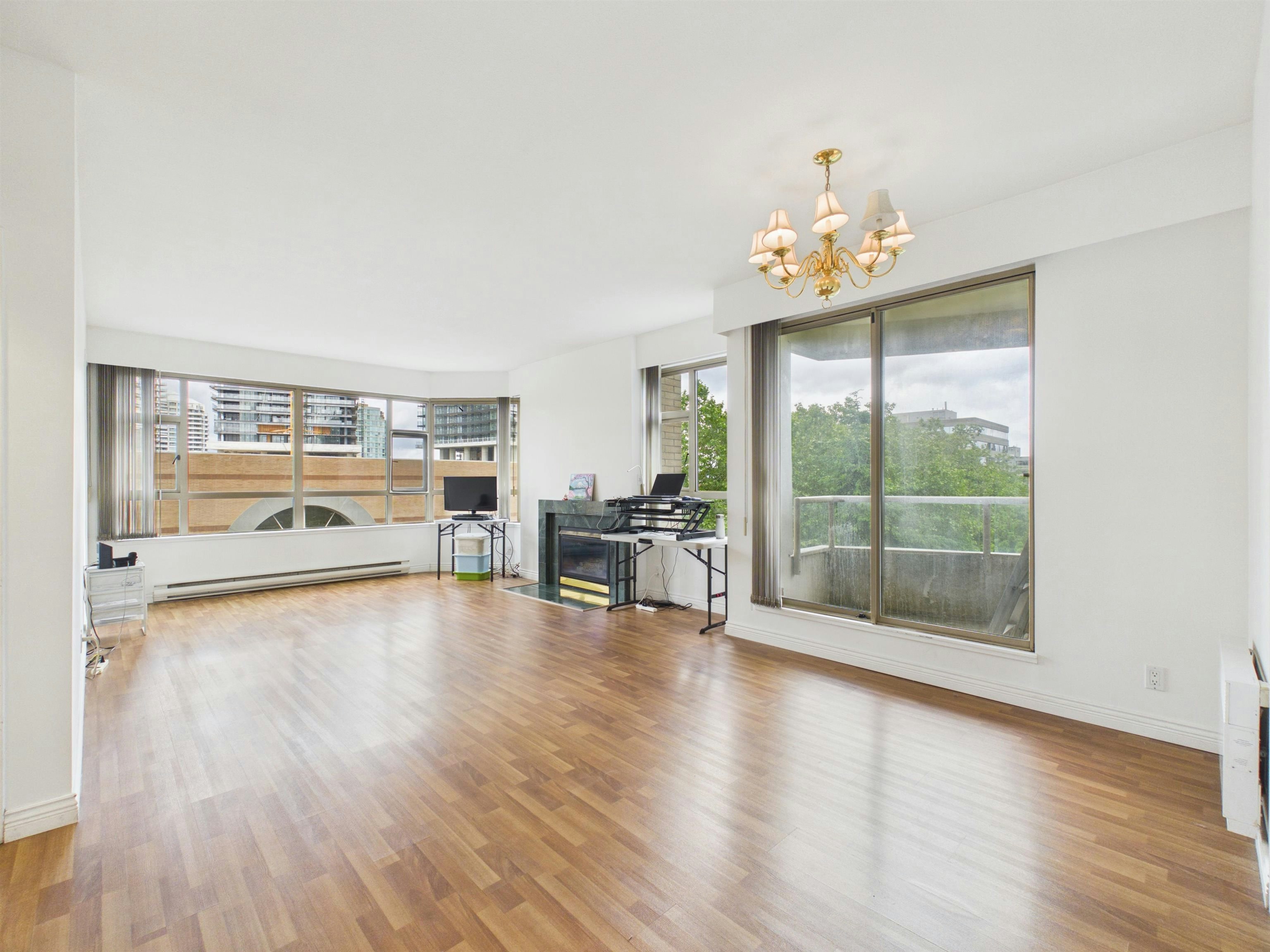 401-4830 Bennett Street, Burnaby, BC, V5H 4P6 - 7