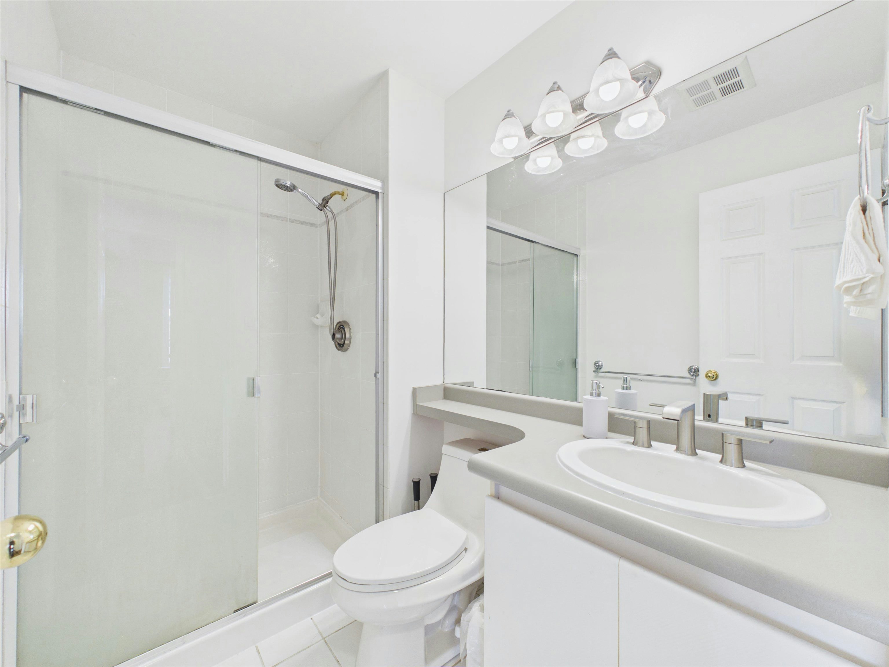 401-4830 Bennett Street, Burnaby, BC, V5H 4P6 - 19