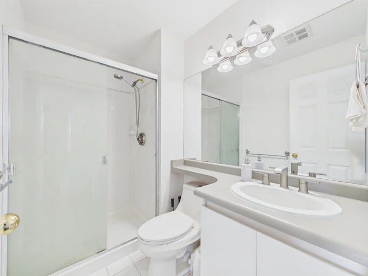 401-4830 Bennett Street, Burnaby, BC, V5H 4P6 - 19