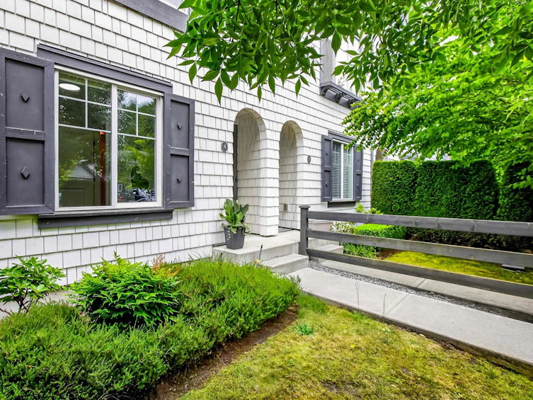 4-16357 15 Avenue, Surrey, BC, V4A 0C2 - 2