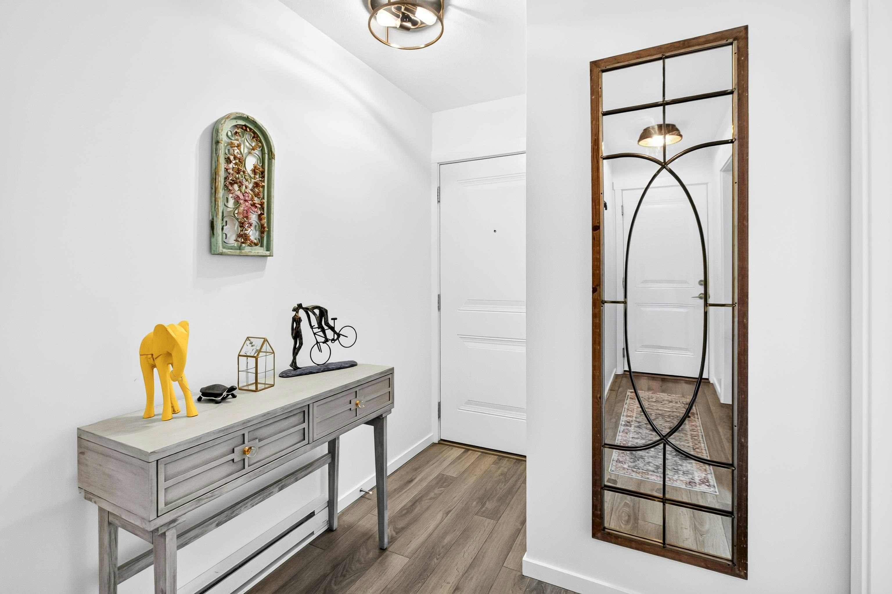 4-16357 15 Avenue - 5